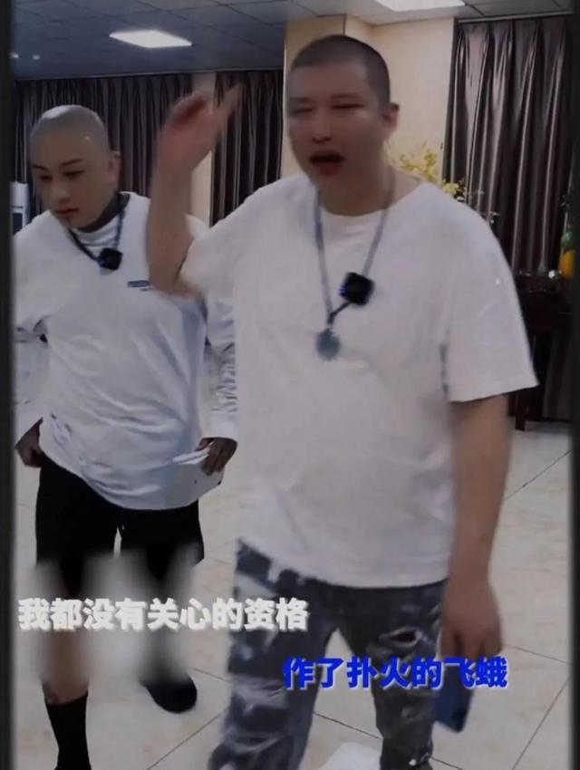 二驴对方丈说，他不是宠物驴，是要超越辛巴辛有志的电驴子