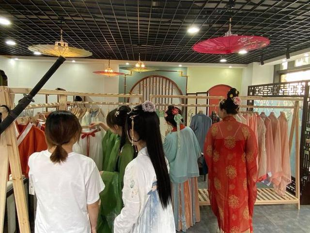 汉服实体店创业计划书，汉服店创业企划书？