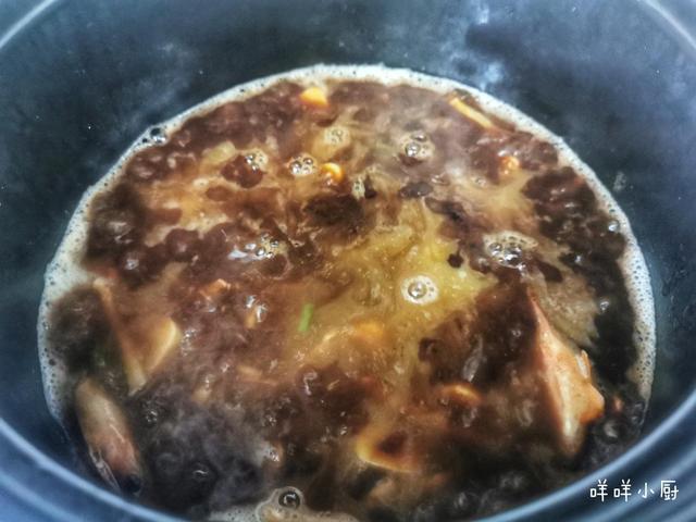 鲜虾粉丝煲的家常做法窍门是什么，鲜虾粉丝煲的家常做法窍门图片？