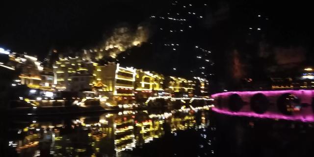 流量到底是怎么赚钱的（流量是怎么赚钱的_）