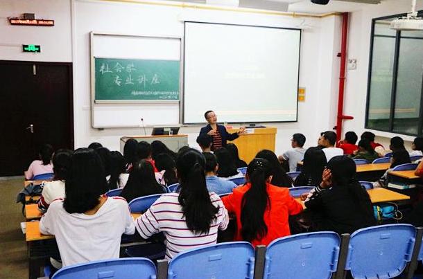 大学刚毕业千万不要去做销售吗，大学刚毕业千万不要去做销售吗知乎？