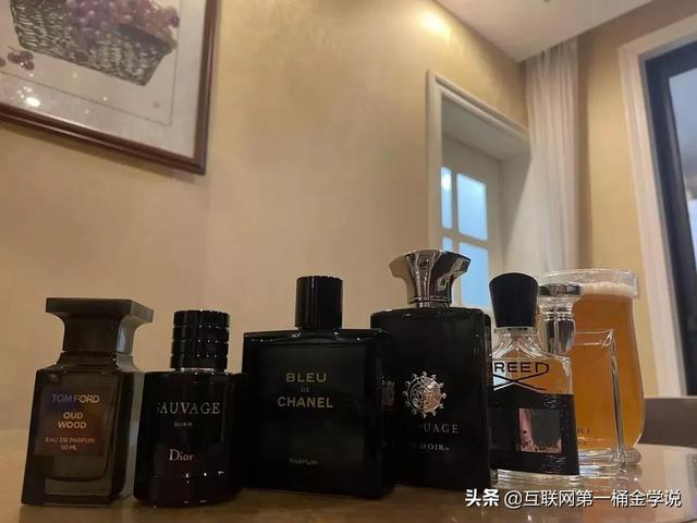 现在抖音做什么类型最赚钱呢，现在抖音做什么类型最赚钱呢女生？