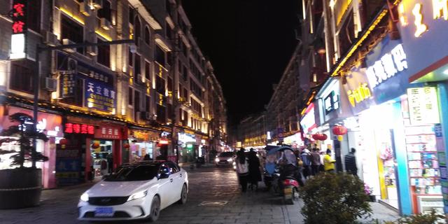 流量到底是怎么赚钱的（流量是怎么赚钱的_）